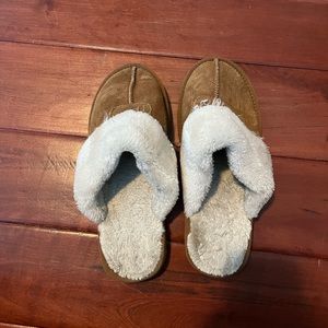 Women’s Ugg Slippers